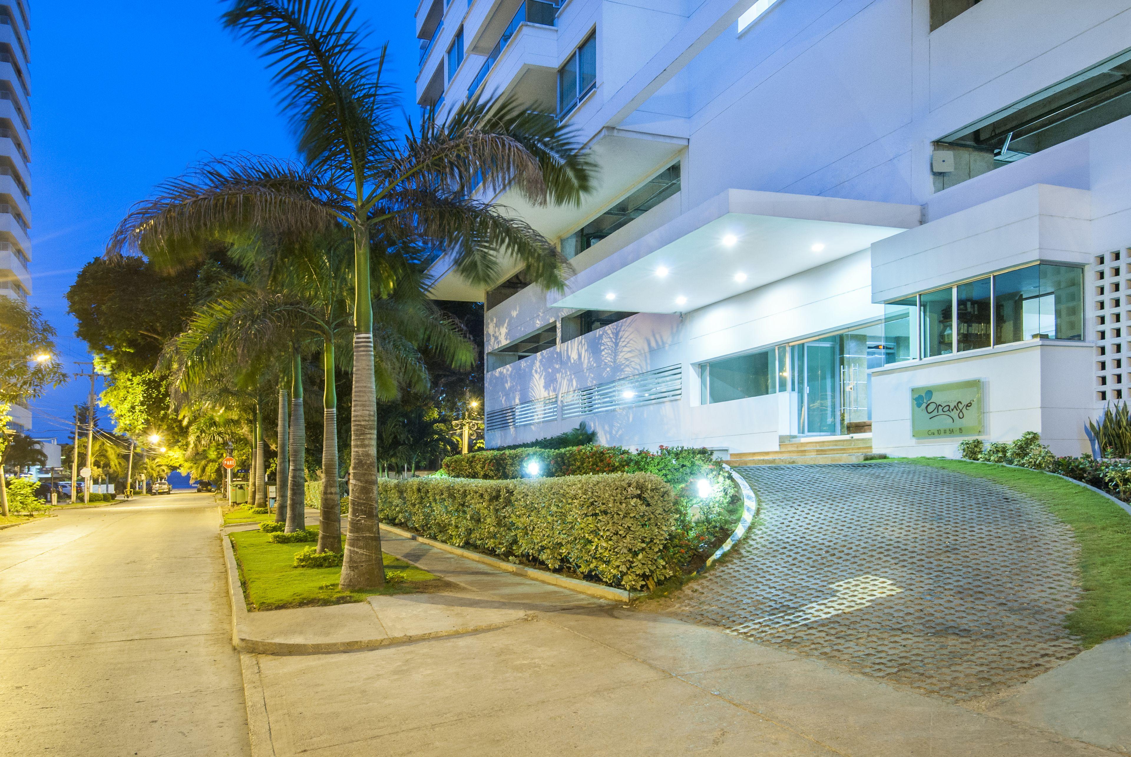 Travelers Orange Cartagena — Photos 1